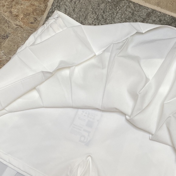 HALARA SKORT - Picture 4 of 4